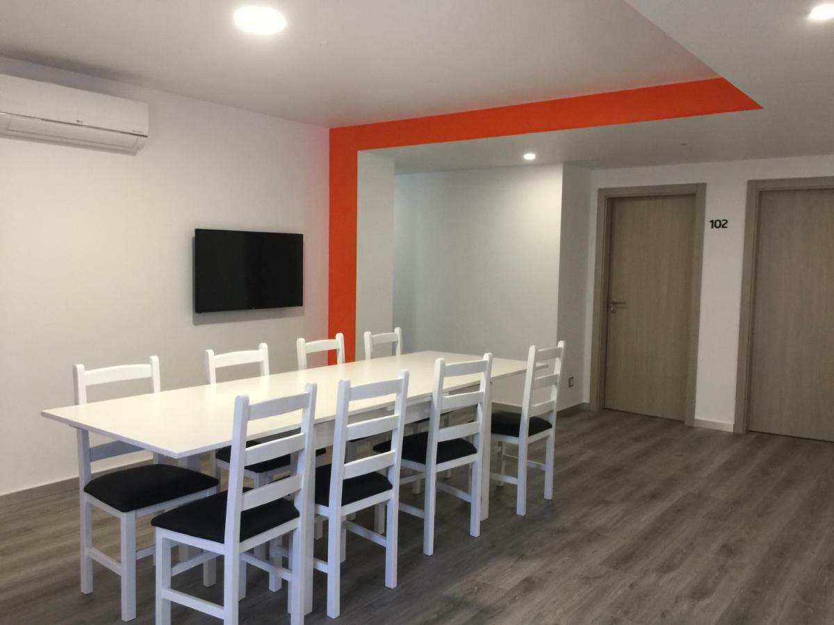 Pinoyhouse Fatima Hotel Luaran gambar