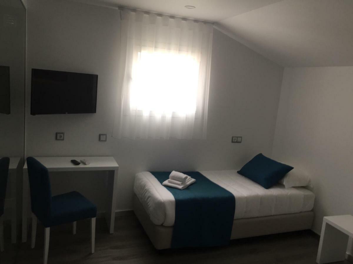 Pinoyhouse Fatima Hotel Luaran gambar